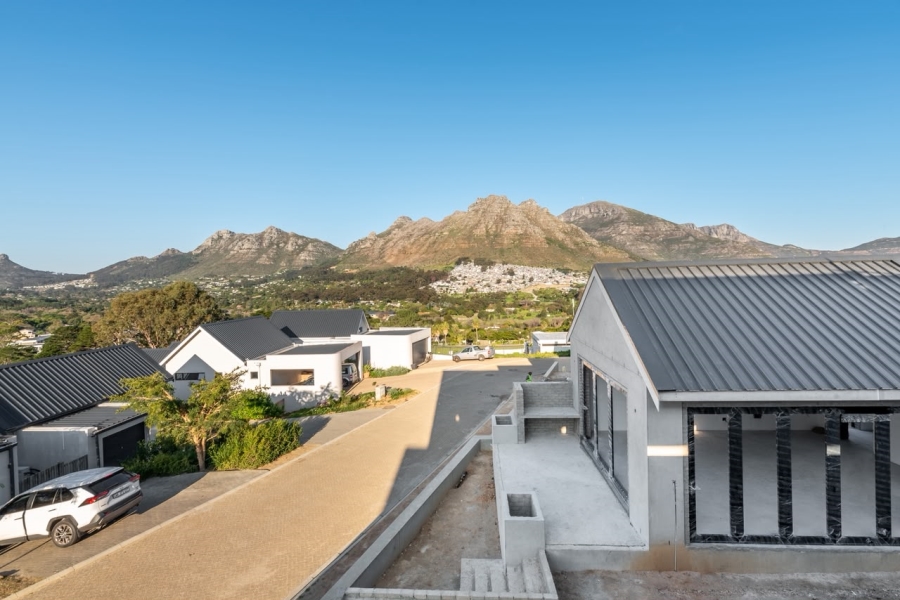 4 Bedroom Property for Sale in Victorskloof Western Cape